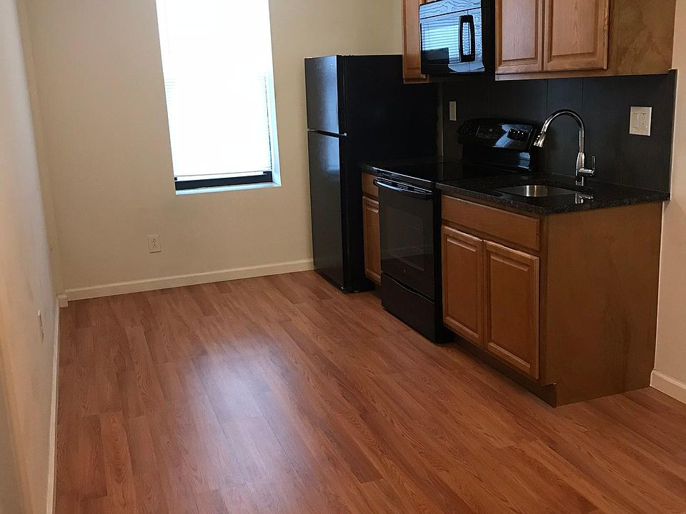 1st image of 234 N 10th St #2A