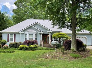 104 Blue Holly Dr NE, Calhoun, GA 30701