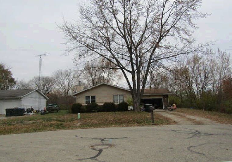 1st image of 1160 E 3rd St