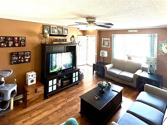 5th image of 4017 Buckland Sq