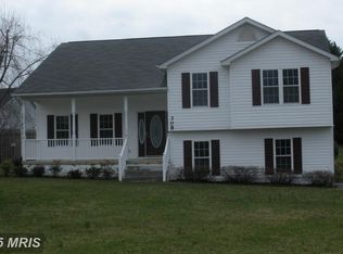 308 Edwards Dr, Fredericksburg, VA 22405