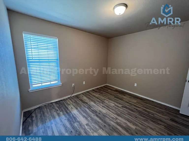 7412 5th St #2 — Photo 5