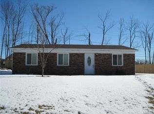 6 Paulina Dr, Hannibal, MO 63401