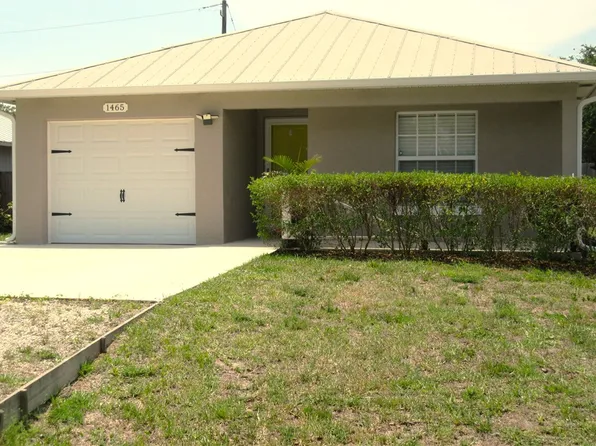 1465 24th Ave SW, Vero Beach, FL 32962