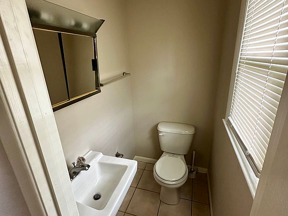 5th image of 4621 Kings Dr