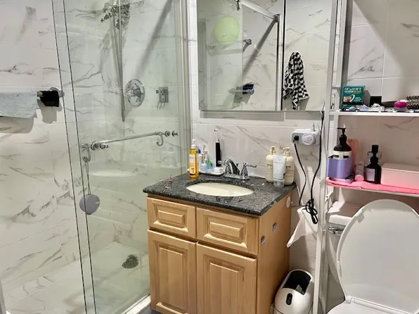 50 Henry Street image 4 of 8