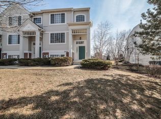 2431 Oakfield Dr, Aurora, IL 60503