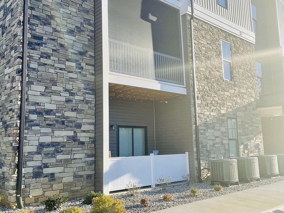 1st image of 410 English Commons Dr Building 101-B