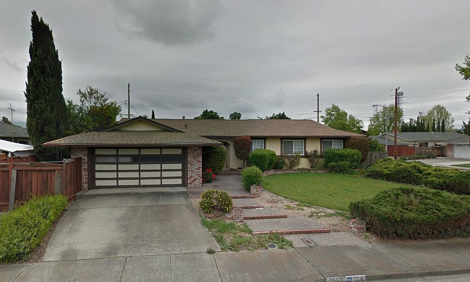 2nd image of 1550 Quintana Ct