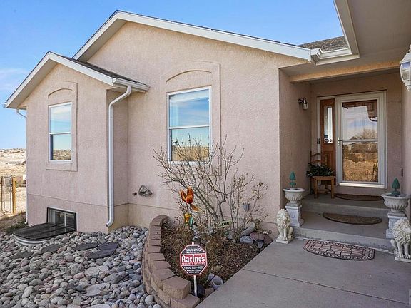 3rd image of 1832 W Costilla Dr