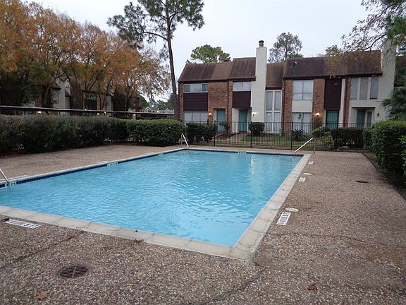 3rd image of 17210 Imperial Valley Dr APT 44
