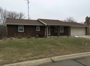 4956 Asbury Cir, Dubuque, IA 52002
