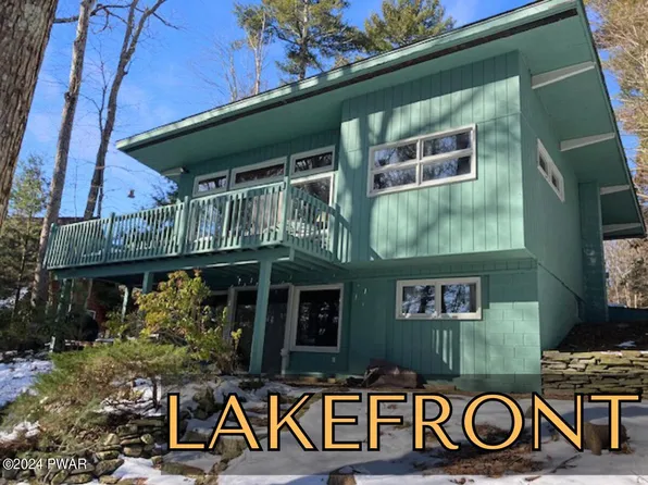 133 W Shore Rd, Shohola, PA 18458