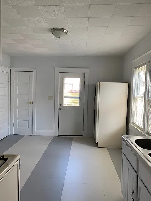 618 Bopf St - 1 — Photo 4
