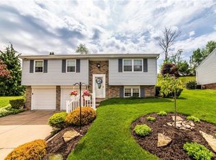 743 Bar Harbor Dr, Pittsburgh, PA 15239