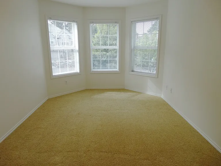 16655 SW Springwater Ct — Photo 13