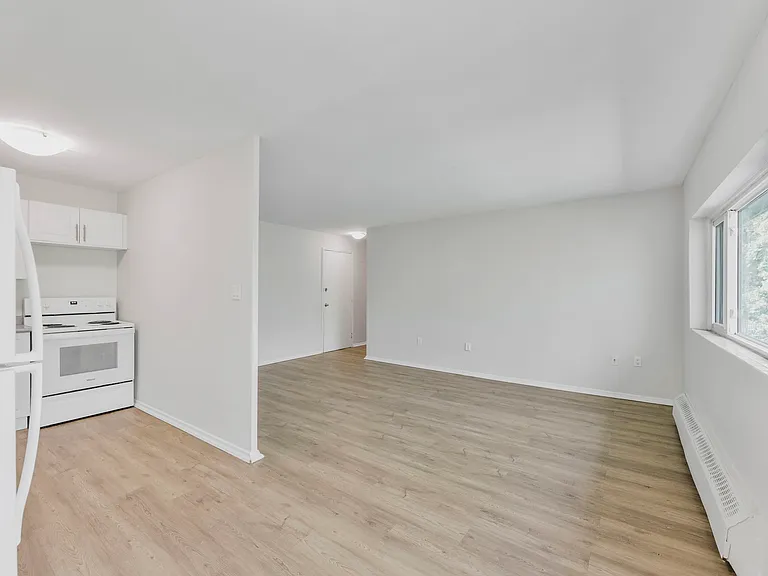 1426 Huron St — Photo 11