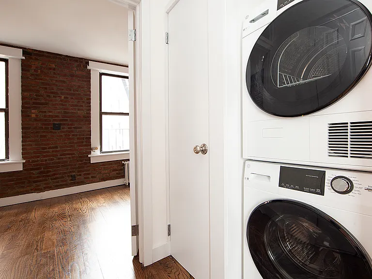 15 Essex St #10 — Photo 4