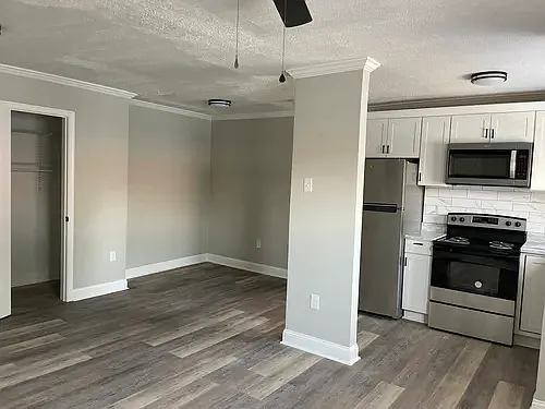 Vista Buena Apartments — Photo 2