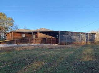 200 Saddle Club Rd, Golden, MS 38847