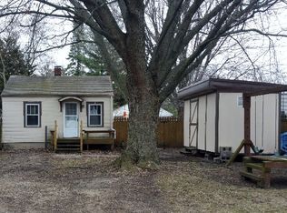 104 Oxford St, Bay City, MI 48708