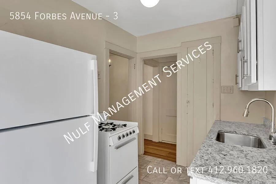 Building Photo - 5854 Forbes Ave #3