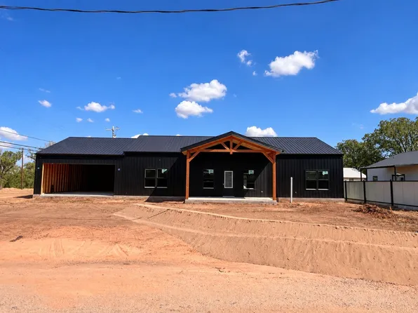 1002 S 9th St, Merkel, TX 79536