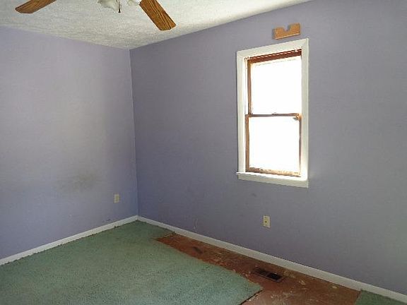 5th image of 2624 Coronette Ave