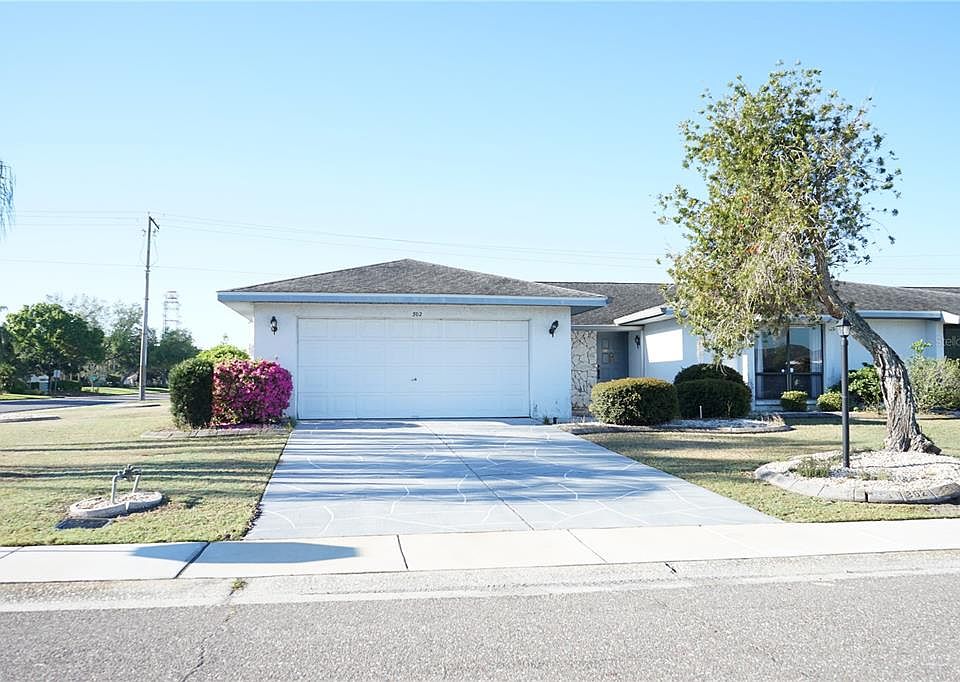 1st image of 302 Bryce Ct