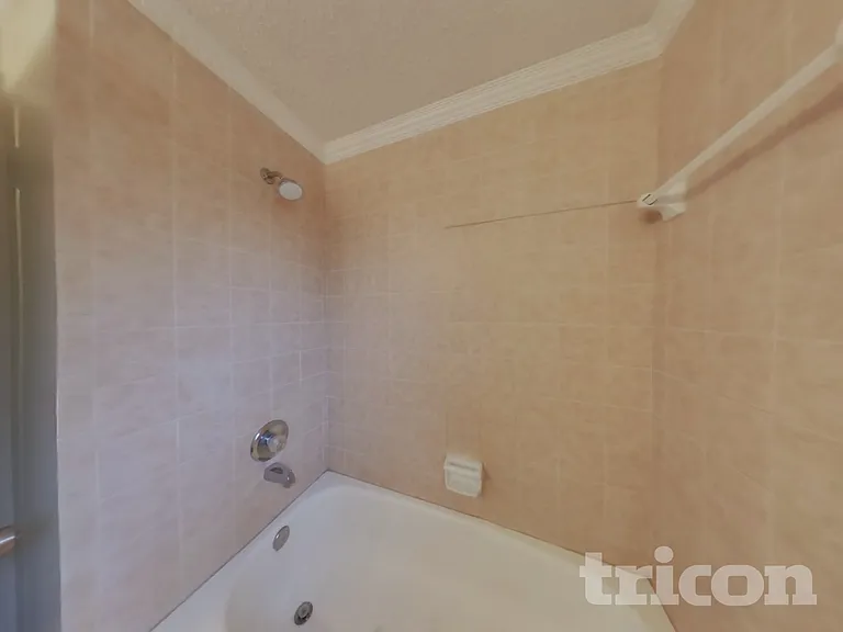 8252 Yolanda Ct — Photo 20