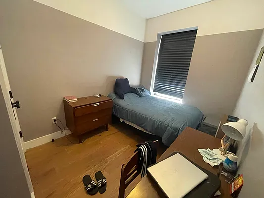 Rented by Delmark Realty LLC | media 36