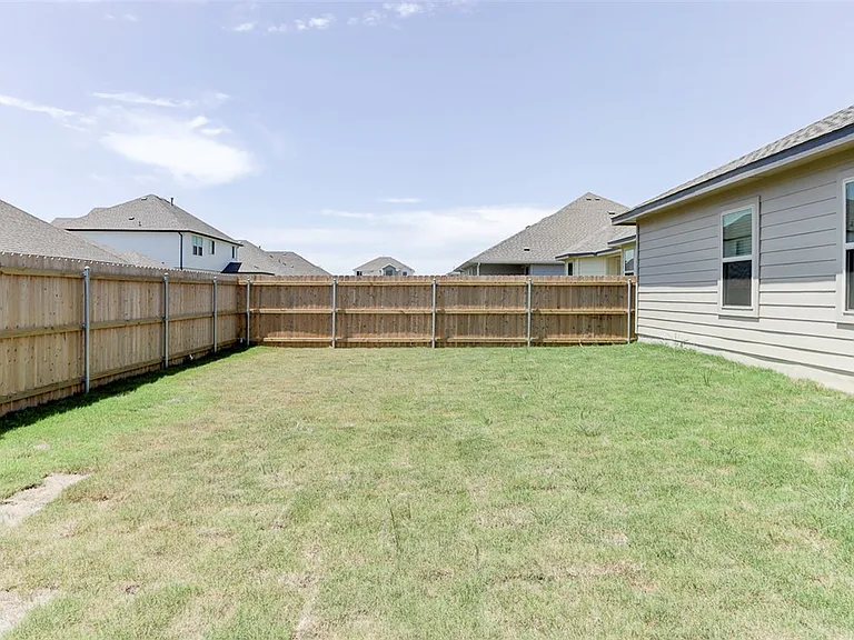 6210 Trado Dr — Photo 31