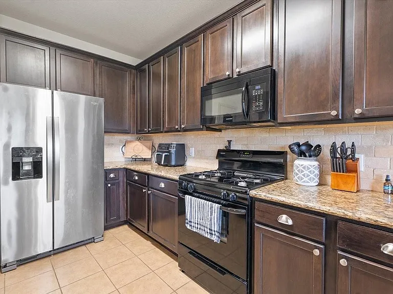 285 Country Crossing Cir — Photo 16
