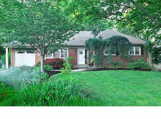 19 Narwyn Ln, Narberth, PA 19072