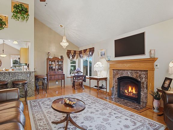 5th image of 2126 S Sonora St