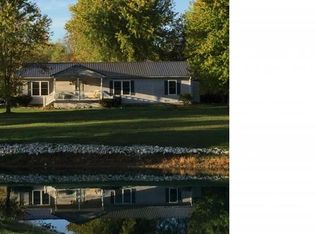 188 Rr 3, Roodhouse, IL 62082