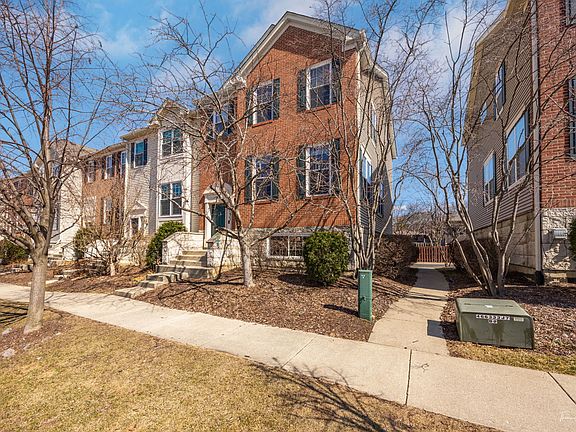 2nd image of 133 Willow Blvd #307