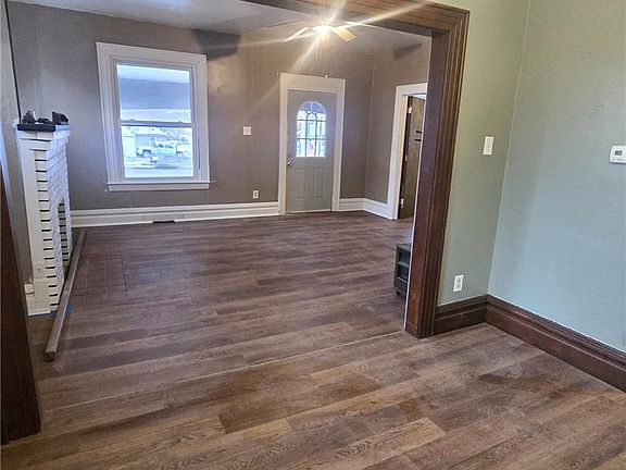 5th image of 1701 Dewey St