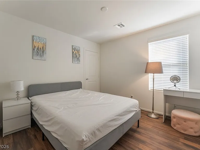 8749 Spanish Ridge Ave — Photo 14