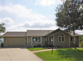 8112 Coneflower Ct, Rapid City, SD 57702