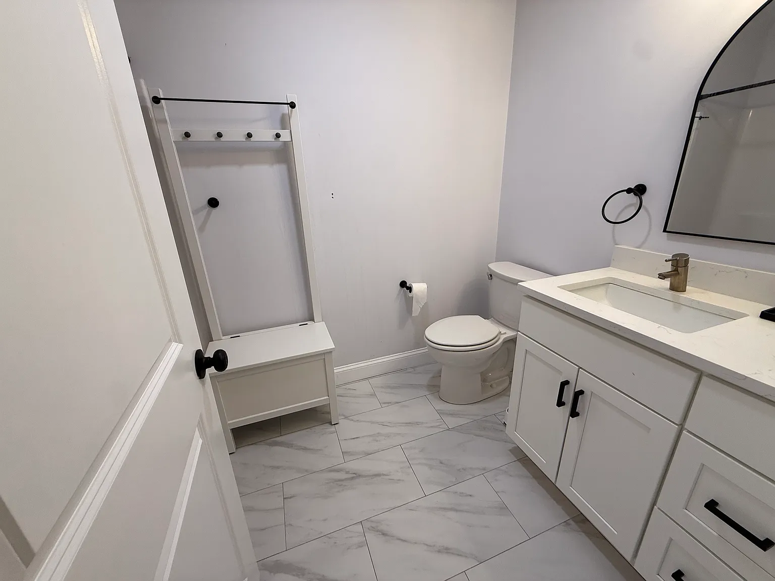 38 Modoc St — Photo 3