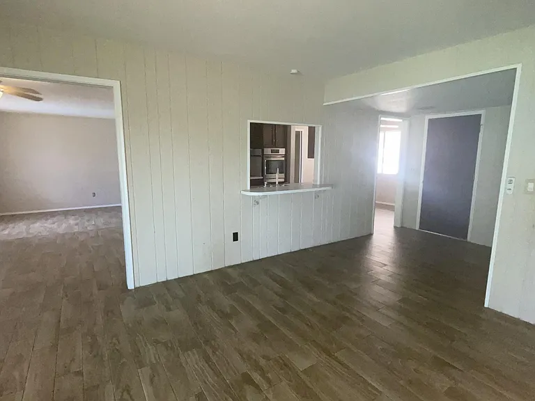 3468 E Hearn Rd — Photo 9