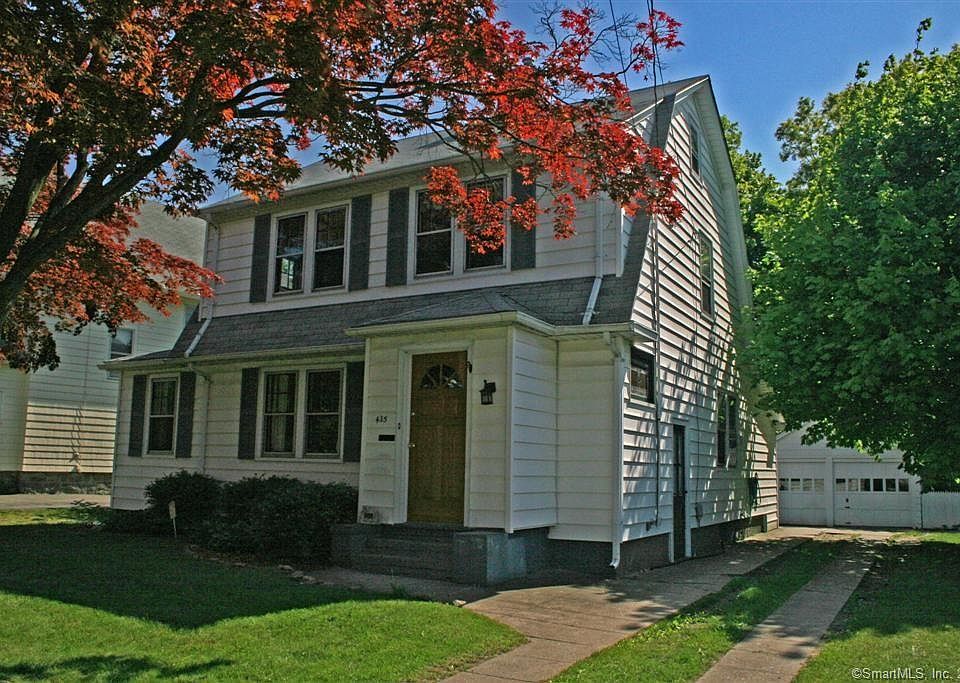 435 Nichols Avenue