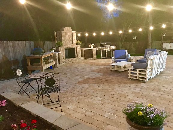 SIDEVIEW OF PATIO AT NIGHT