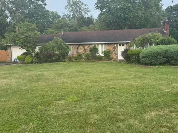 525 Kutcher Rd, Southampton, PA 18966