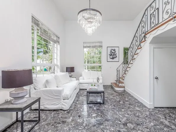 40 SW 31st Rd, Miami, FL 33129