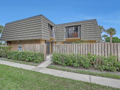 2421 24th Way #2421, West Palm Beach, FL, 33407