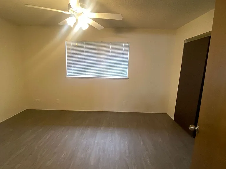 1,395 / 1br - Apartment 1 Bed 1 Bath $1,395 / Month (Sacramento, CA) — Photo 4