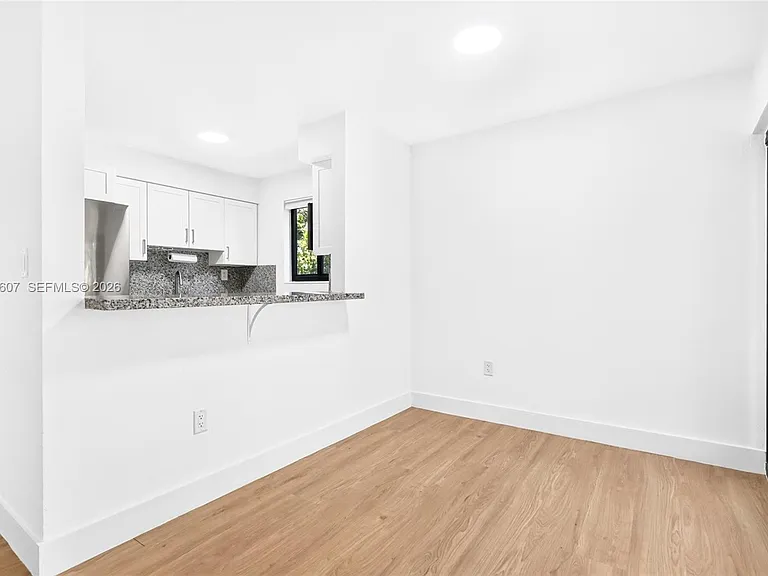 3522 SW 25th St #3522 — Photo 3