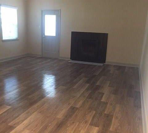 3rd image of 9259 Glendale Dr